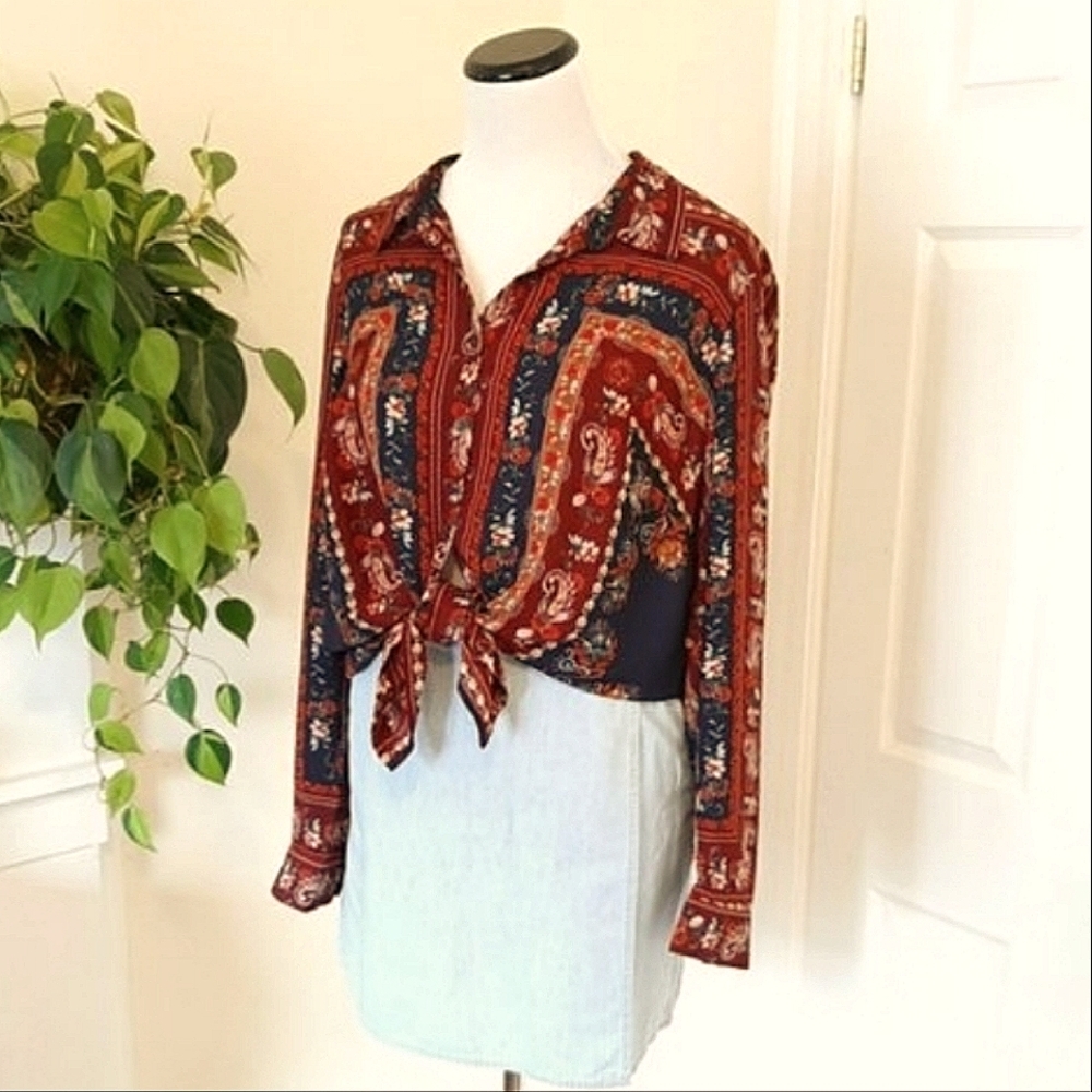 ❤️‍🔥SOLD❤️‍🔥Dressbarn Floral Long Sleeve Button up collared Blouse